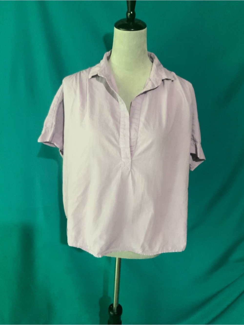 CALI by CALi DREAMING, THE MOTLEY TOP, A RELAXED-FIT, LIGHTWEIGHT SHORT-SLEEVE
